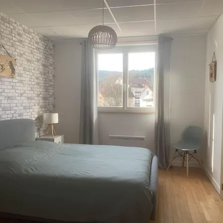 Bel Deux Pas Du Lac De Apartament